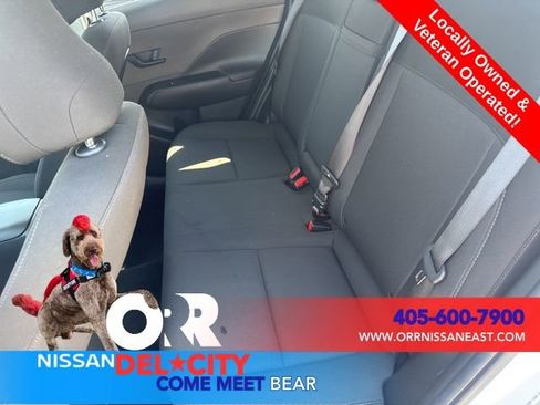 Used 2025 Hyundai Kona SEL FWD image 11