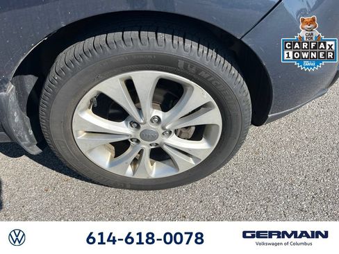 Used 2016 Kia Soul + FWD image 13