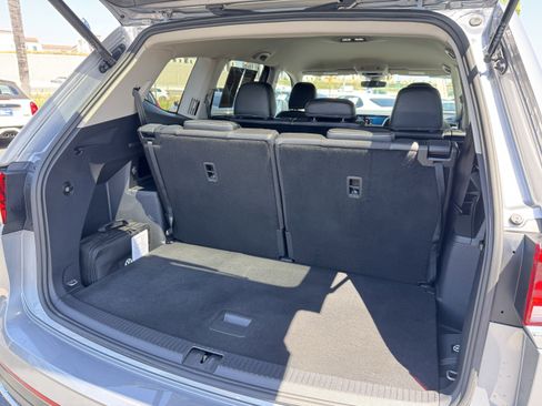 Used 2024 Volkswagen Atlas SE FWD image 33