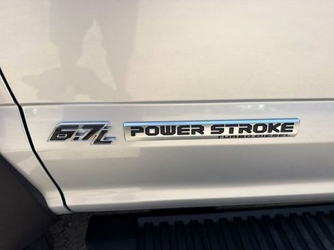 Used 2019 Ford F550 4x4 Regular Cab Super Duty image 10