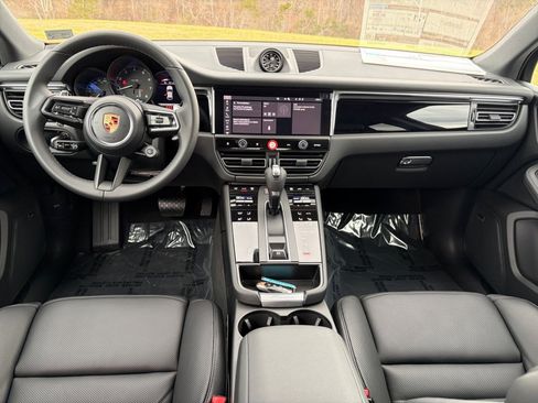 Certified 2026 Porsche Macan Turbo AWD/4WD image 16