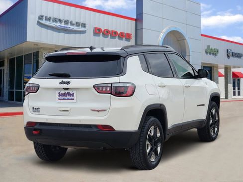 Used 2018 Jeep Compass Trailhawk w/ Leather Interior Group image 5
