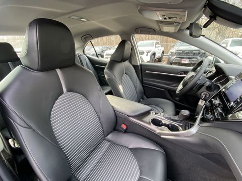 Used 2023 Toyota Camry SE image 30
