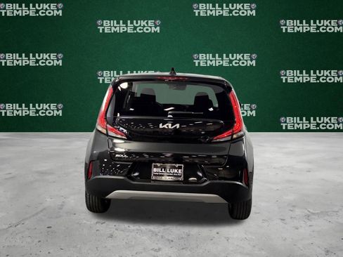 Used 2025 Kia Soul LX image 8