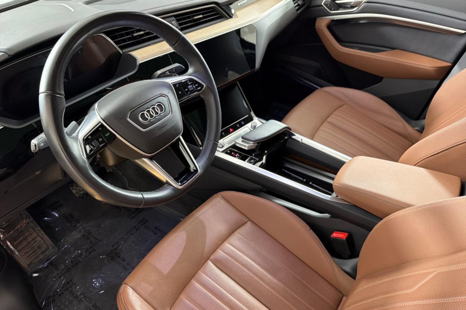 Used 2024 Audi Q8 e-tron Premium Plus AWD/4WD image 9