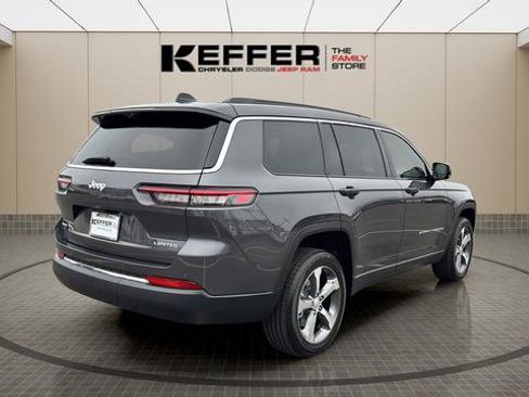 New 2025 Jeep Grand Cherokee L Limited w/ Luxury Tech Group II AWD/4WD image 5