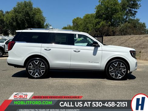New 2026 Ford Expedition Platinum w/ Platinum Ultimate Package AWD/4WD image 2