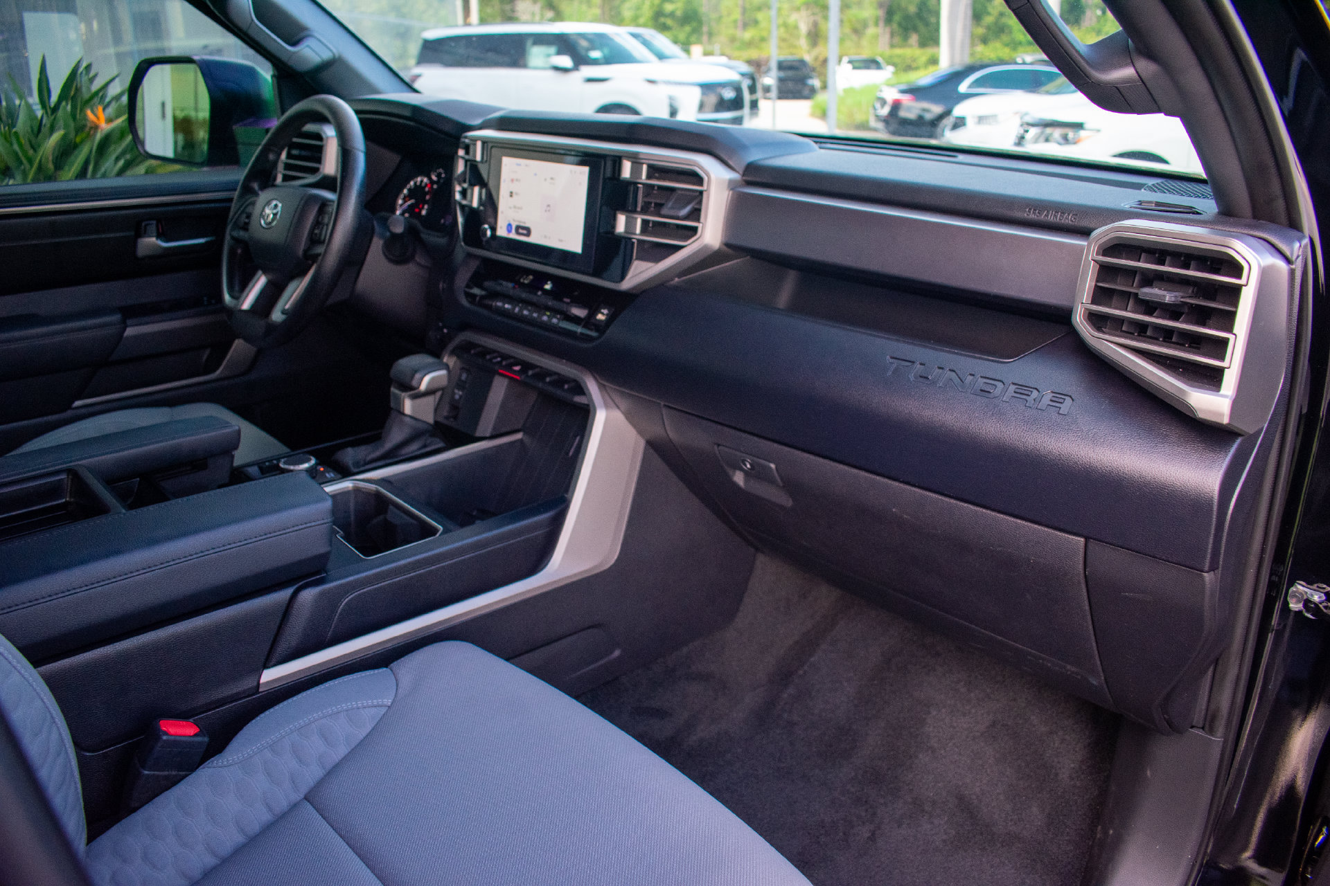 Used 2025 Toyota Tundra SR5 AWD/4WD image 26