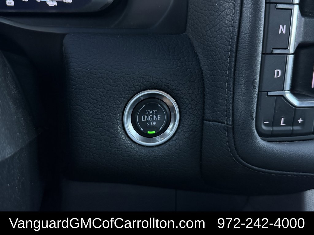 Used 2023 GMC Yukon XL Denali AWD/4WD image 24
