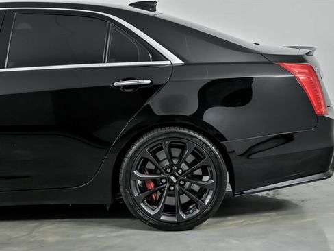 Used 2019 Cadillac CTS V image 9