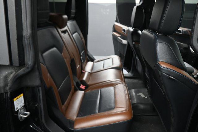 Used 2022 Ford Bronco Outer Banks AWD/4WD image 16