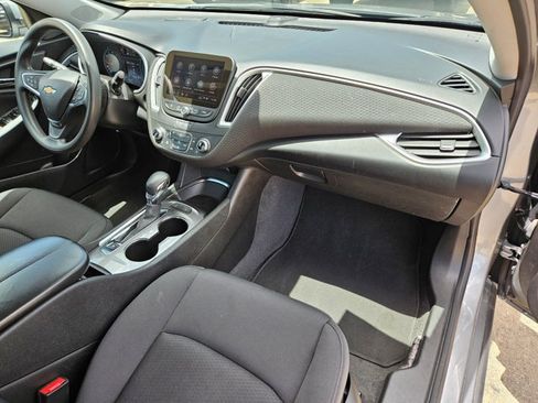 Used 2024 Chevrolet Malibu LT FWD image 20