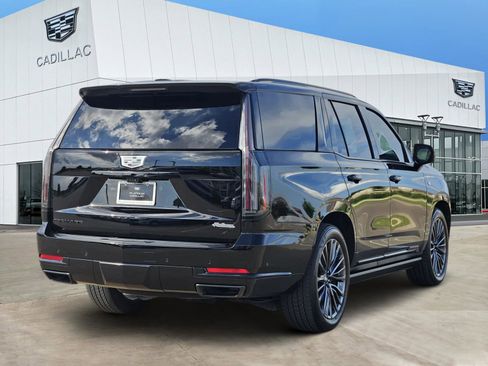 Certified 2025 Cadillac Escalade Sport Platinum w/ LPO, Floor Liner Package AWD/4WD image 5