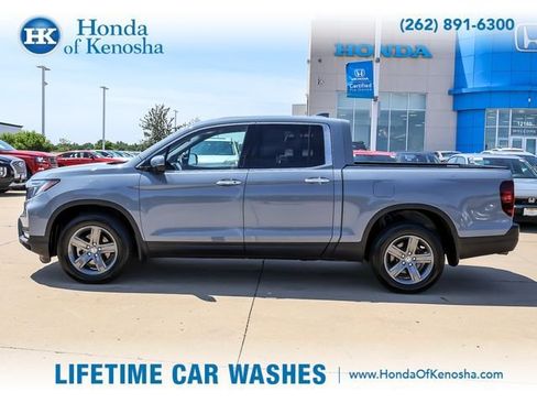 Used 2023 Honda Ridgeline RTL-E image 2