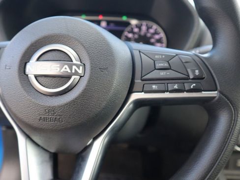 Certified 2025 Nissan Sentra SV FWD image 19