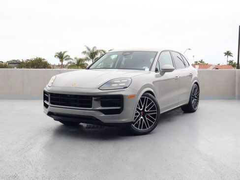 New 2026 Porsche Cayenne S AWD/4WD image 1