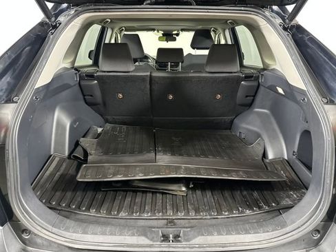 Used 2020 Toyota RAV4 XLE w/ Convenience Package image 33