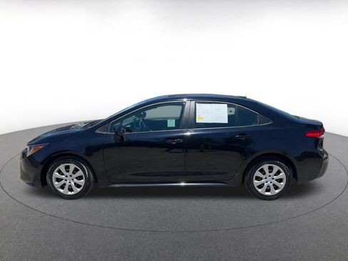 Used 2025 Toyota Corolla LE FWD image 9