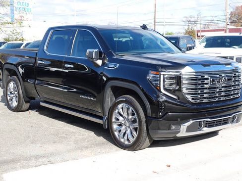 Used 2024 GMC Sierra 1500 Denali w/ Denali Reserve Package AWD/4WD image 5