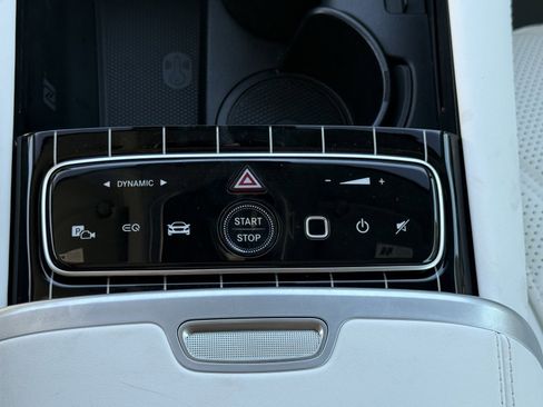 New 2025 Mercedes-Benz Maybach EQS 680 4MATIC image 21