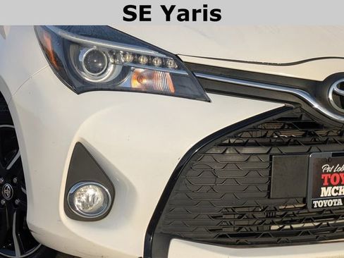 Used 2017 Toyota Yaris SE image 3