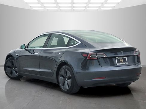 Used 2018 Tesla Model 3 Long Range image 6