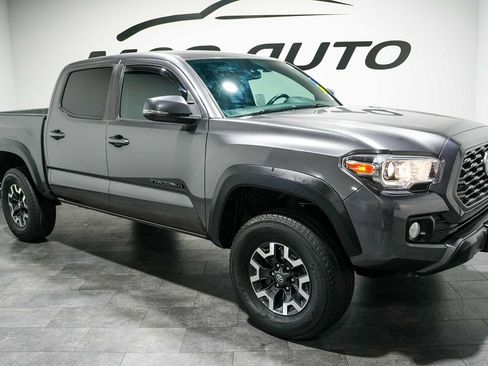 Used 2021 Toyota Tacoma TRD Off-Road w/ Blackout Package (TMS) AWD/4WD image 7