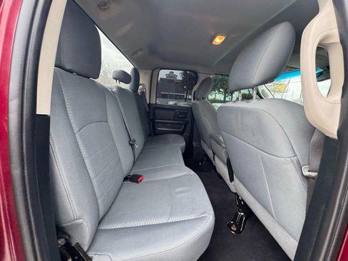 Used 2018 RAM 1500 Express RWD image 9