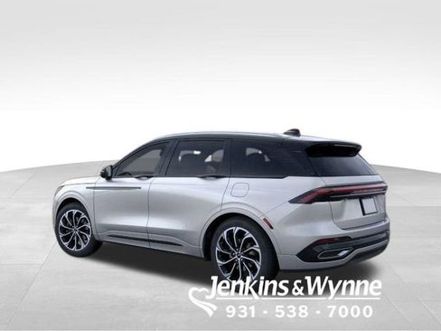 New 2026 Lincoln Nautilus Reserve image 4