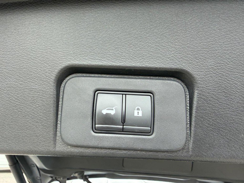 Used 2023 Nissan Rogue SV w/ SV Premium B Package AWD/4WD image 43