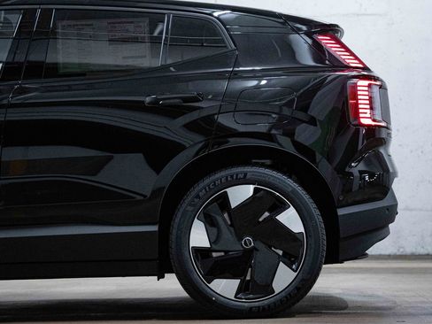 New 2026 Volvo EX30 Ultra w/ Protection Package Premier image 4