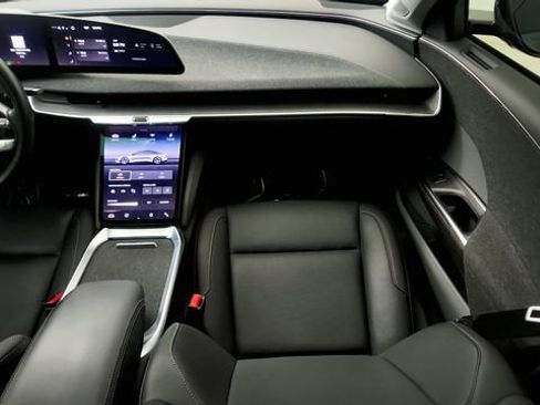 Used 2025 Lucid Air Pure RWD image 54