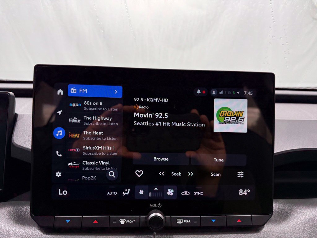 Used 2026 Toyota RAV4 LE AWD/4WD image 33