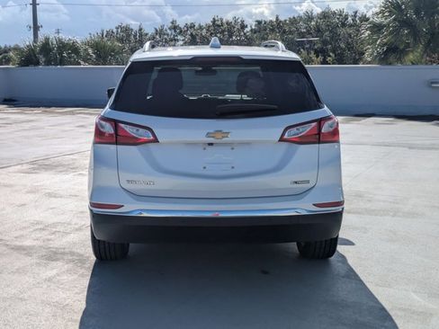 Used 2018 Chevrolet Equinox Premier image 7