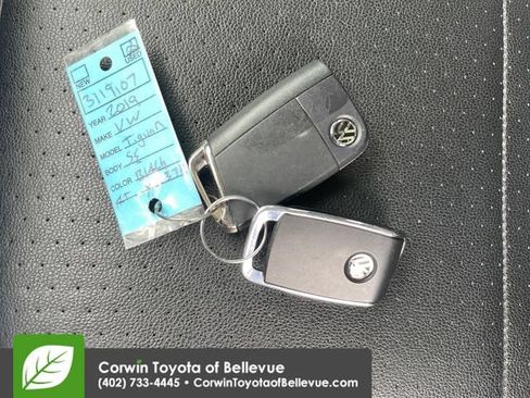 Used 2019 Volkswagen Tiguan SE w/ Panoramic Sunroof Package AWD/4WD image 47