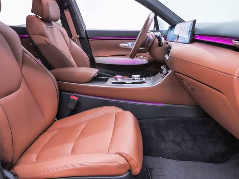 Certified 2026 Genesis GV70 2.5T Advanced image 14