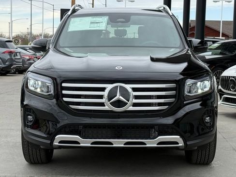 Used 2025 Mercedes-Benz GLB 250 4MATIC image 39