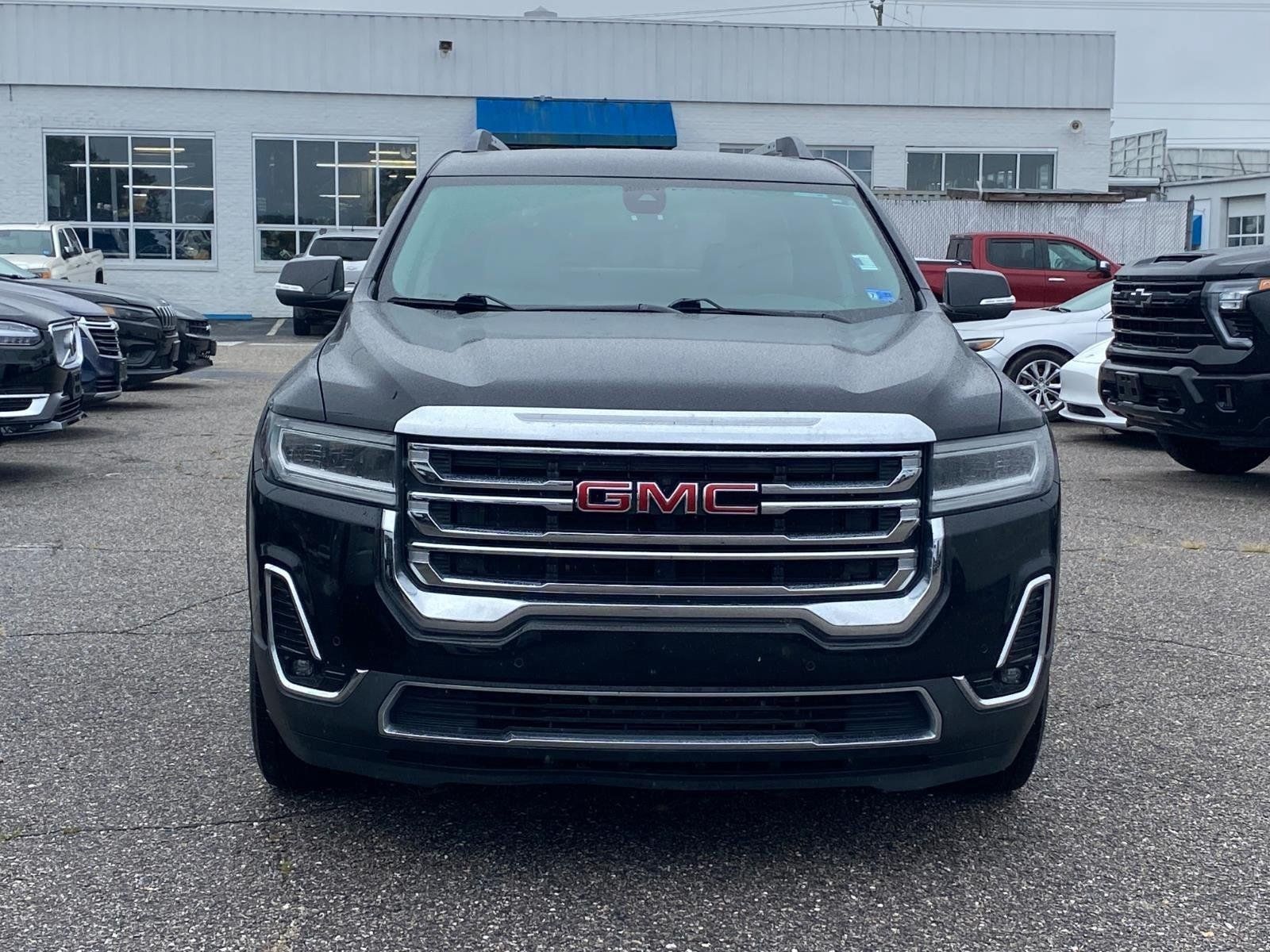 Used 2021 GMC Acadia SLT w/ LPO, Floor Liner Package FWD image 5