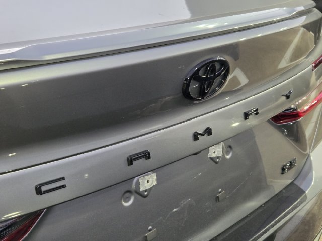 Used 2026 Toyota Camry SE w/ Convenience Package FWD image 10