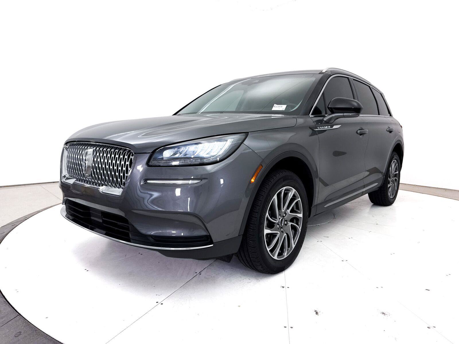 Used 2022 Lincoln Corsair FWD image 3