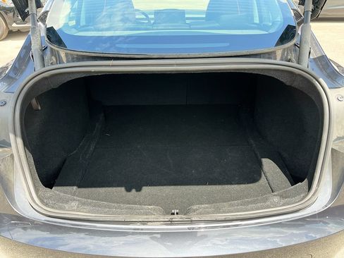 Used 2025 Tesla Model 3 Long Range RWD image 27