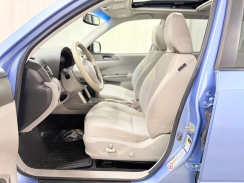 Used 2012 Subaru Forester 2.5X Premium w/ All-Weather Pkg image 12
