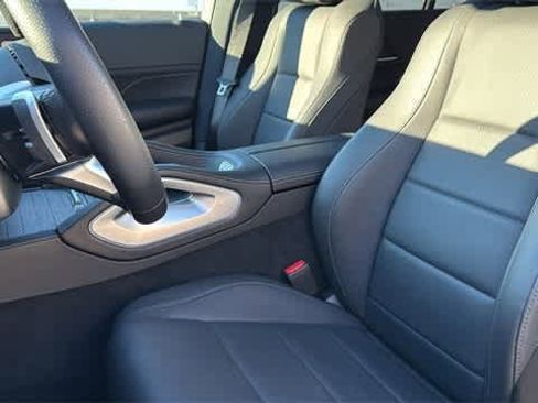 Certified 2025 Mercedes-Benz GLS 450 4MATIC image 97