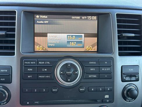 Used 2011 Nissan Armada SV image 30