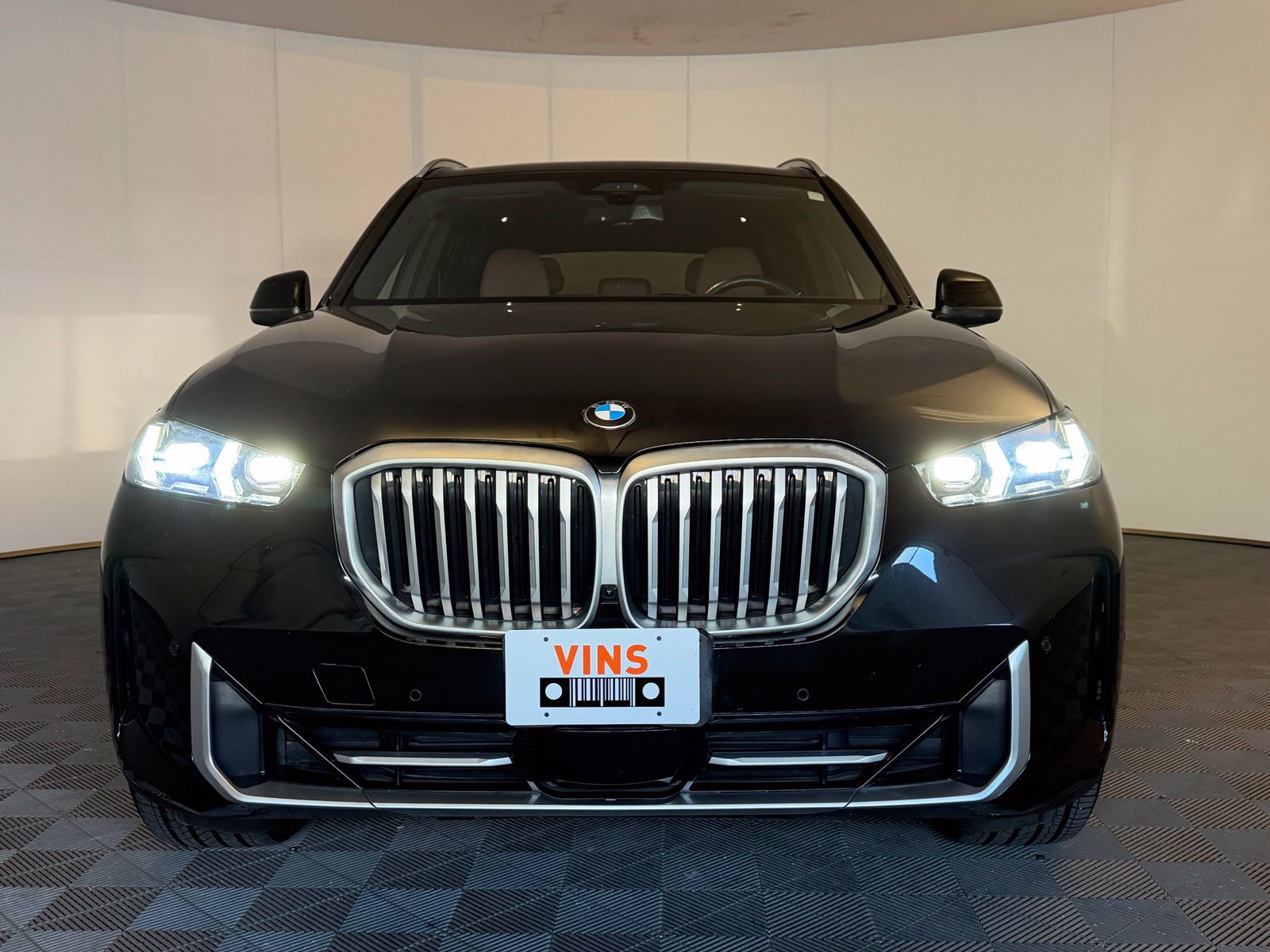 Used 2025 BMW X5 xDrive40i AWD/4WD image 3
