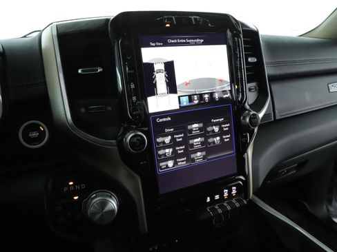 Used 2019 RAM 1500 Laramie image 13