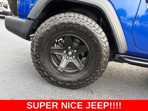 Used 2018 Jeep Wrangler Sport AWD/4WD image 7