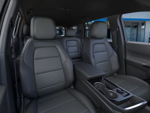 New 2026 Chevrolet Equinox LT w/ Convenience Package II image 16