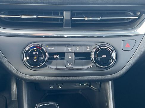 New 2026 Buick Envista Preferred FWD image 23