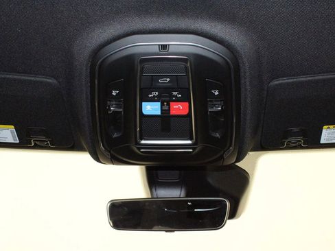 New 2025 Jeep Grand Cherokee Altitude image 29